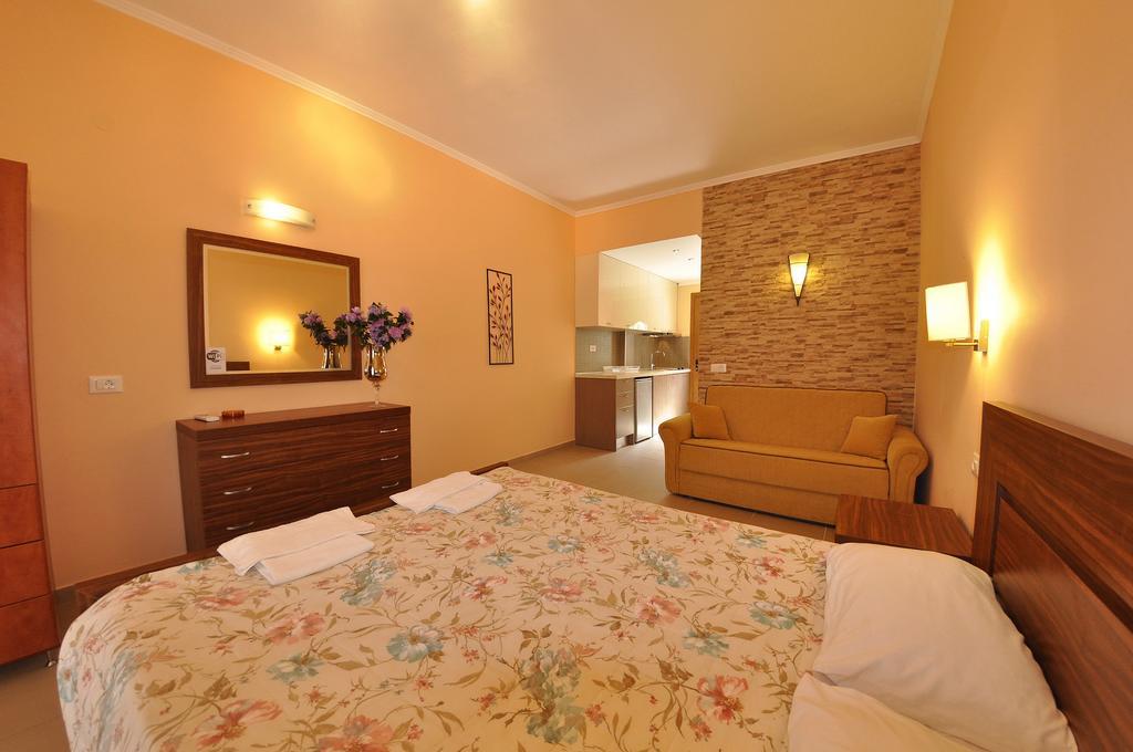 ליאפאדס Villa Birlis מראה חיצוני תמונה
